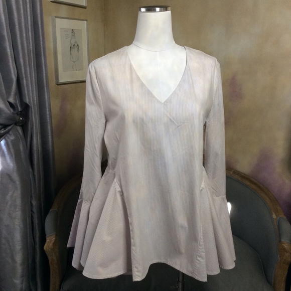 NWT Romeo & Juliet Couture flare blouse, size L - Picture 3 of 8